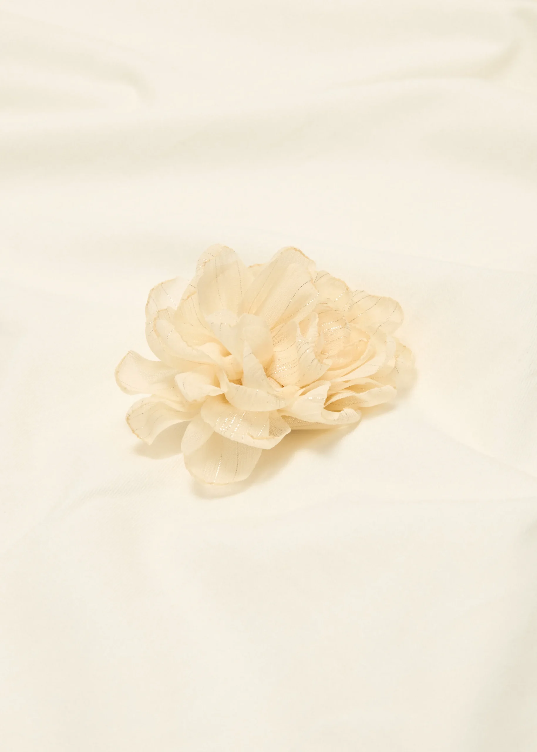 Sale Cotton Club Bloemen broche met lurex ecru