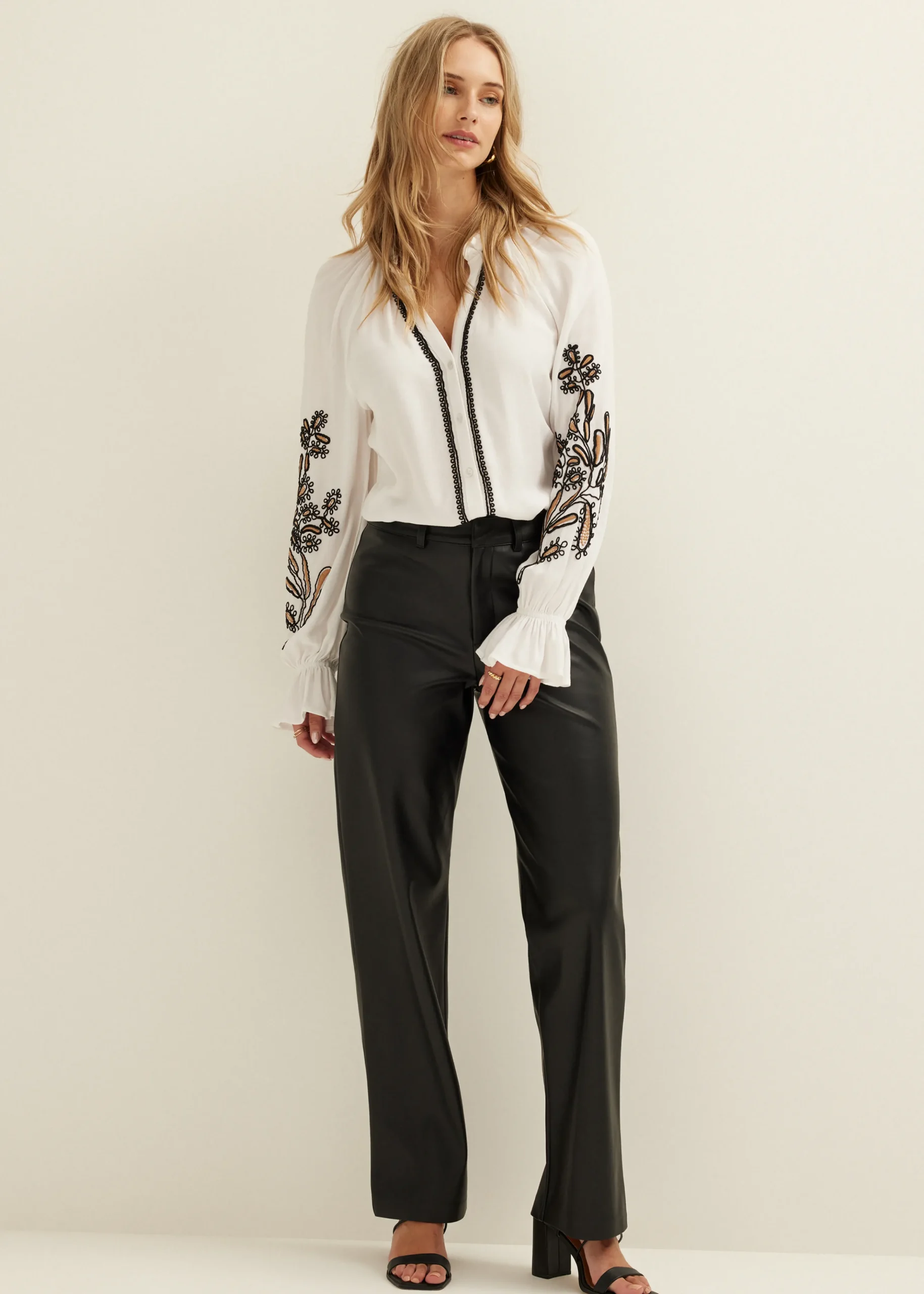 Best Cotton Club Blouse met borduurwerk wit,off-white