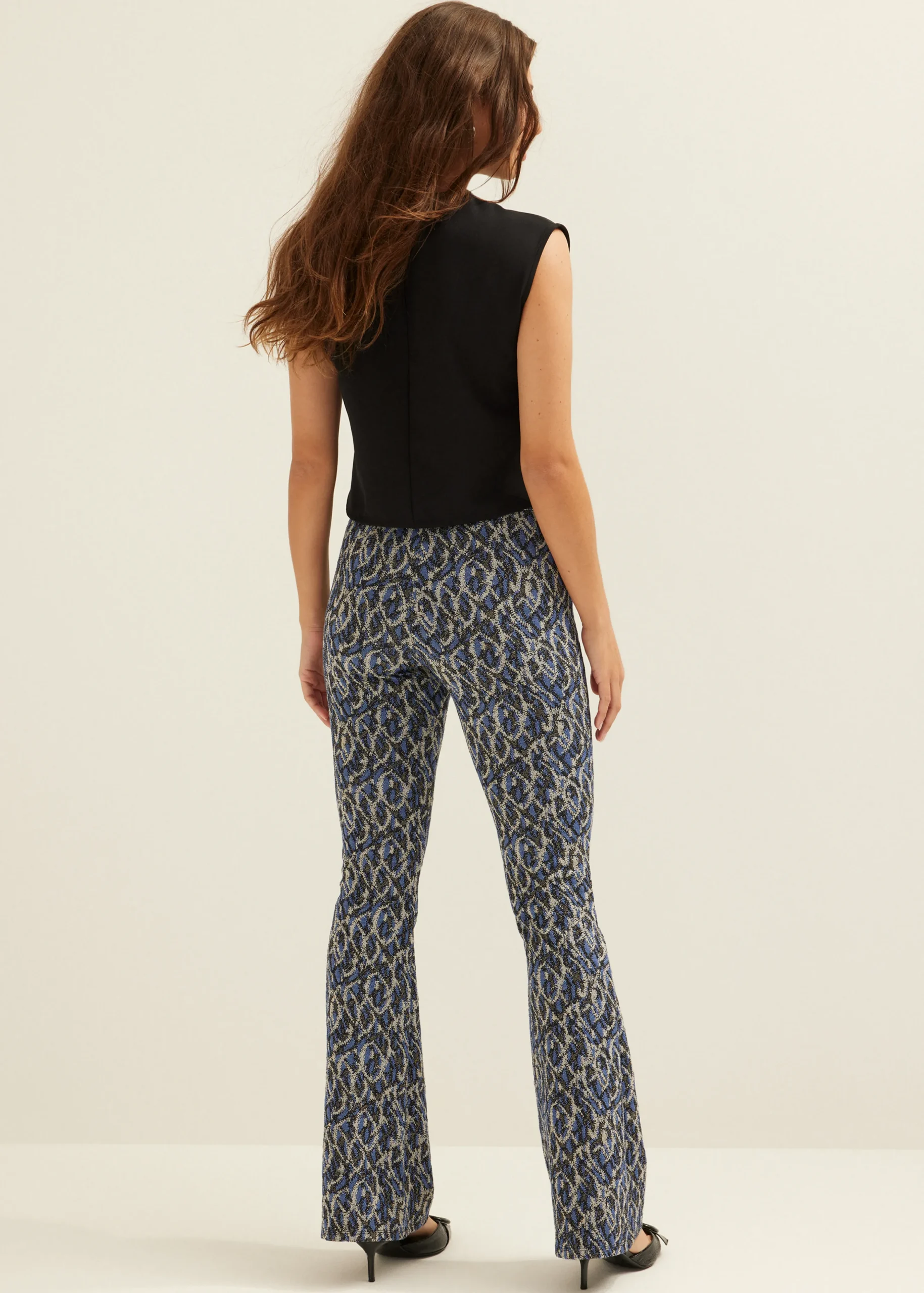 Outlet Cotton Club Flared broek met all-over print meerkleurig