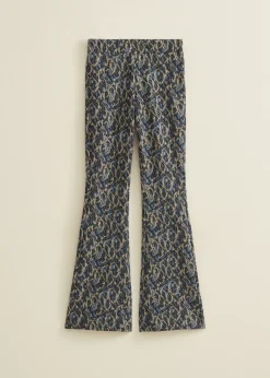 Outlet Cotton Club Flared broek met all-over print meerkleurig