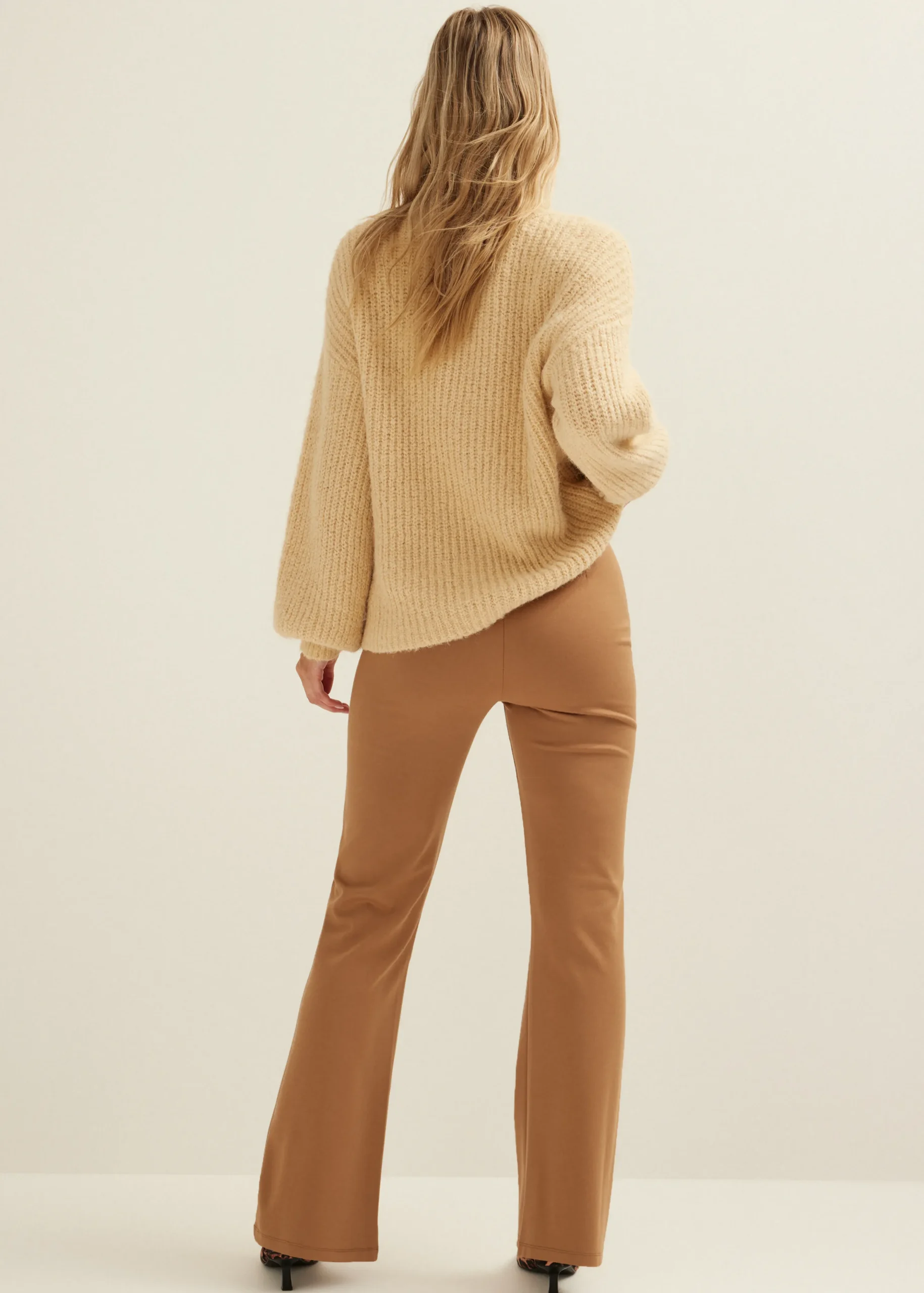 Online Cotton Club Gebreide coltrui tan