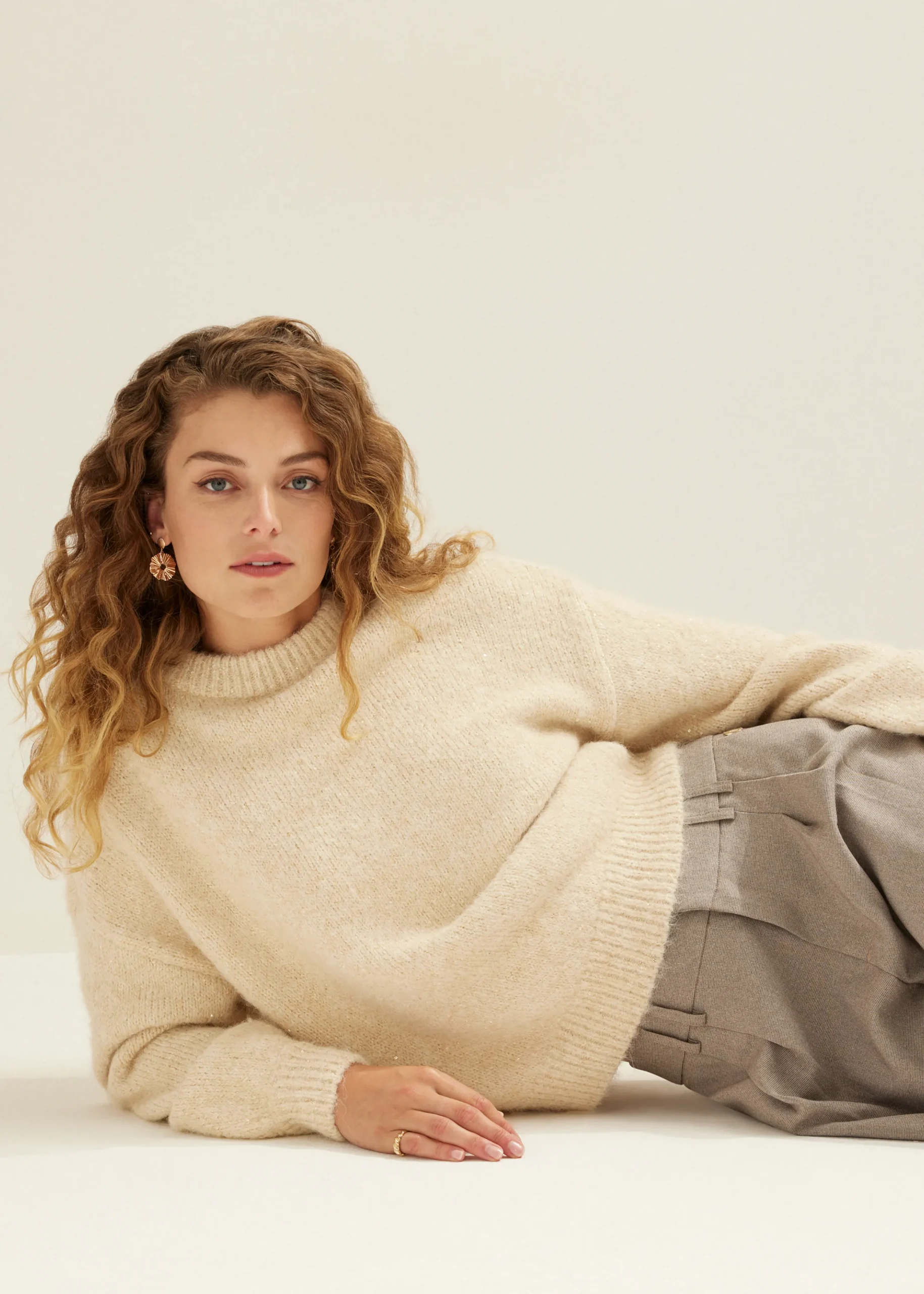 Best Cotton Club Gebreide trui met pailletten zandgemêleerd