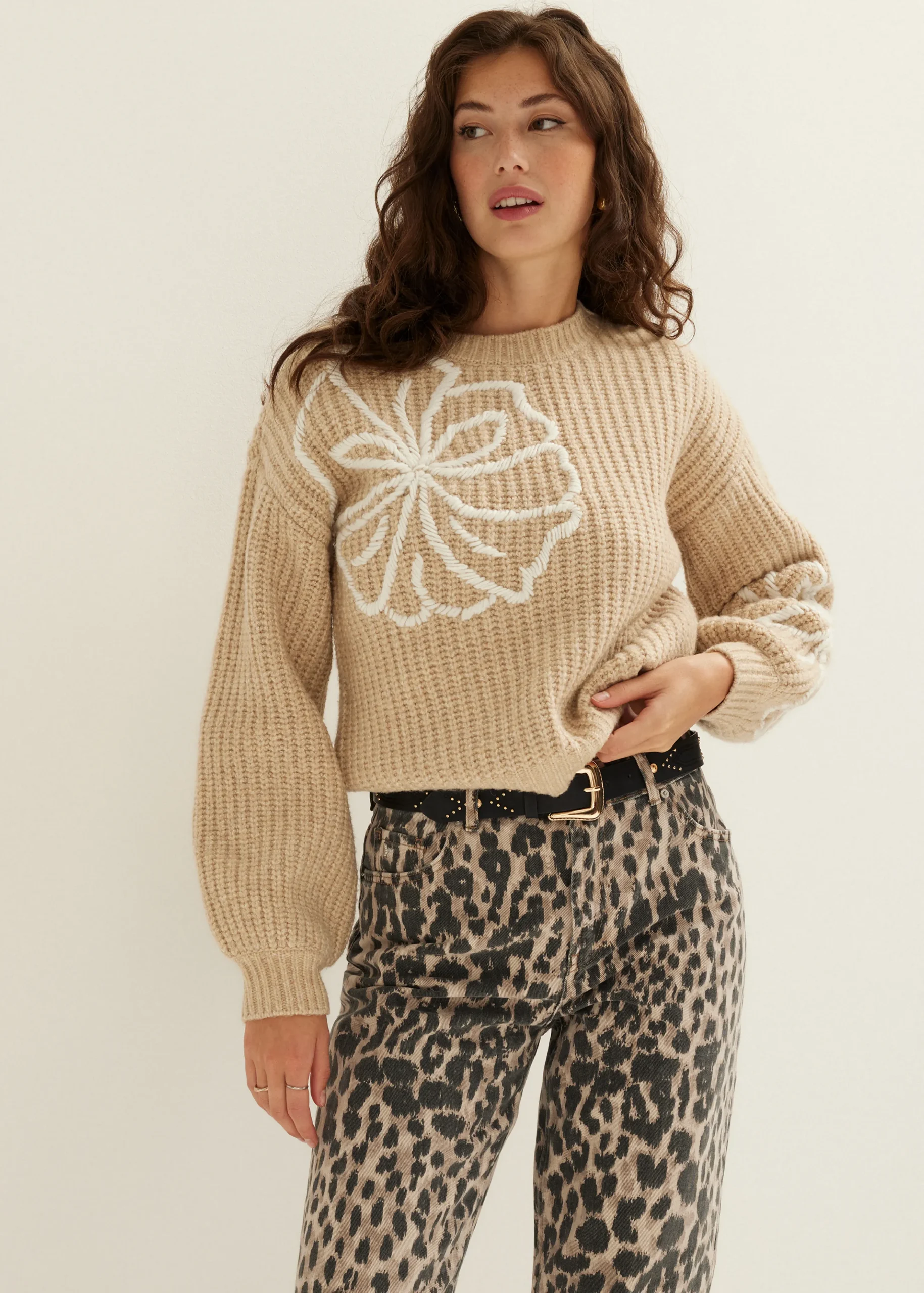 Best Cotton Club Gerbeide trui met bloemen donkerzand