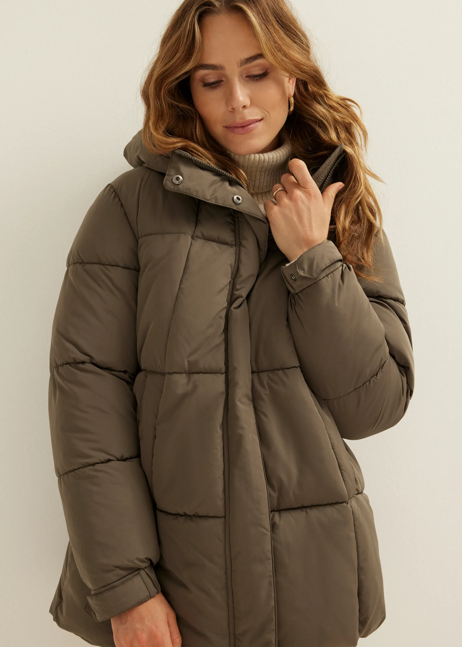 Clearance Cotton Club Midi gewatteerde jas donkerkhaki