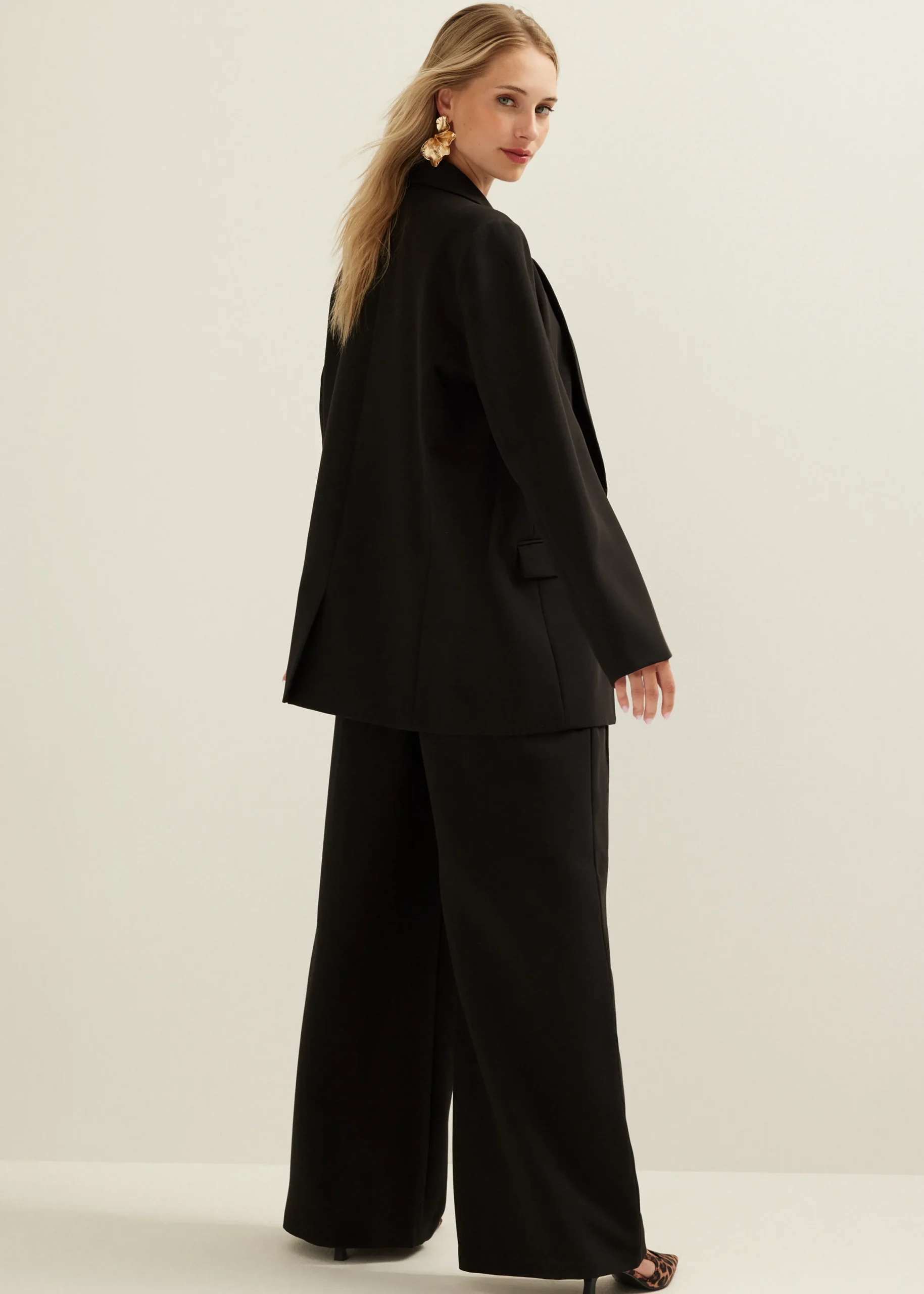 Best Cotton Club Oversized blazer zwart
