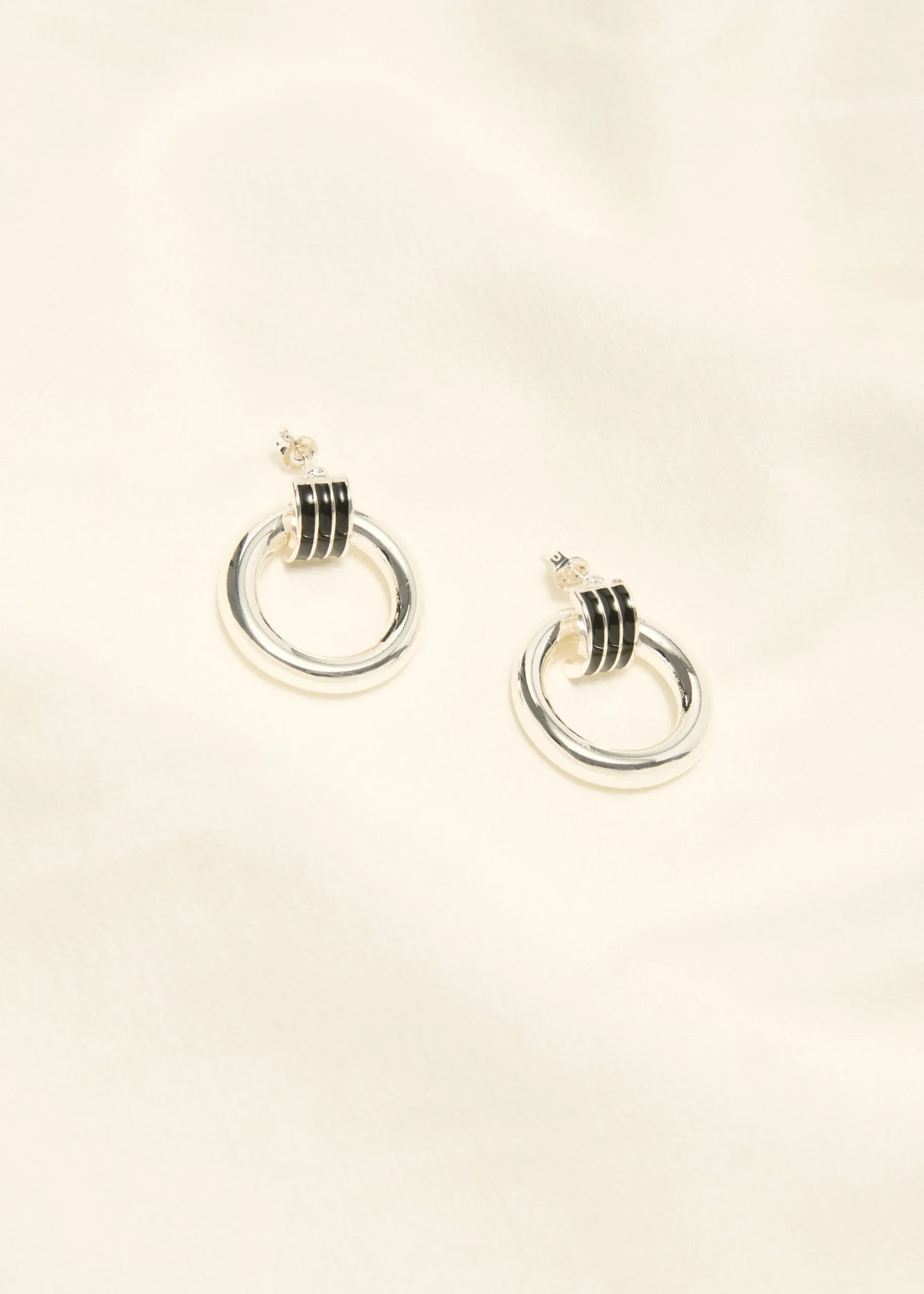 Clearance Cotton Club Twee kleurige oorbellen zilver